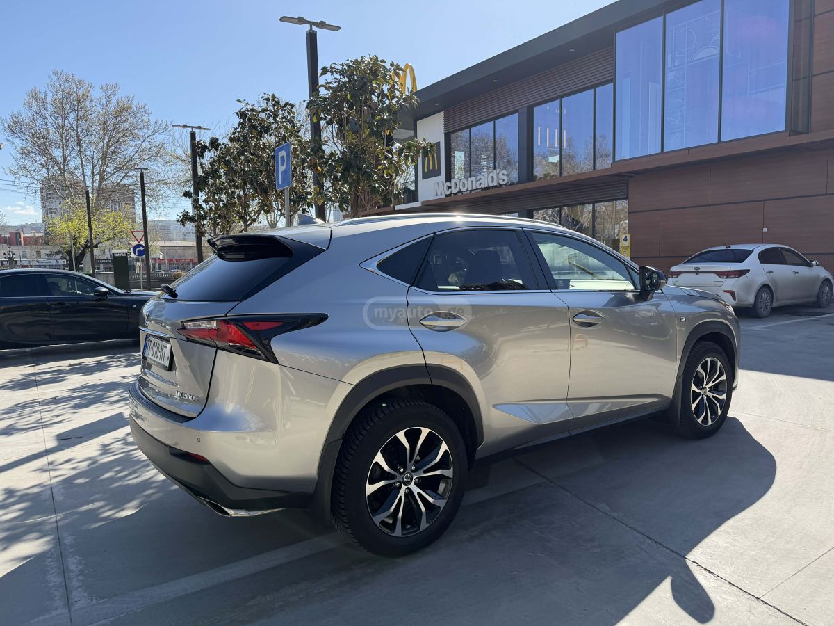 Lexus NX 200 - фото 6