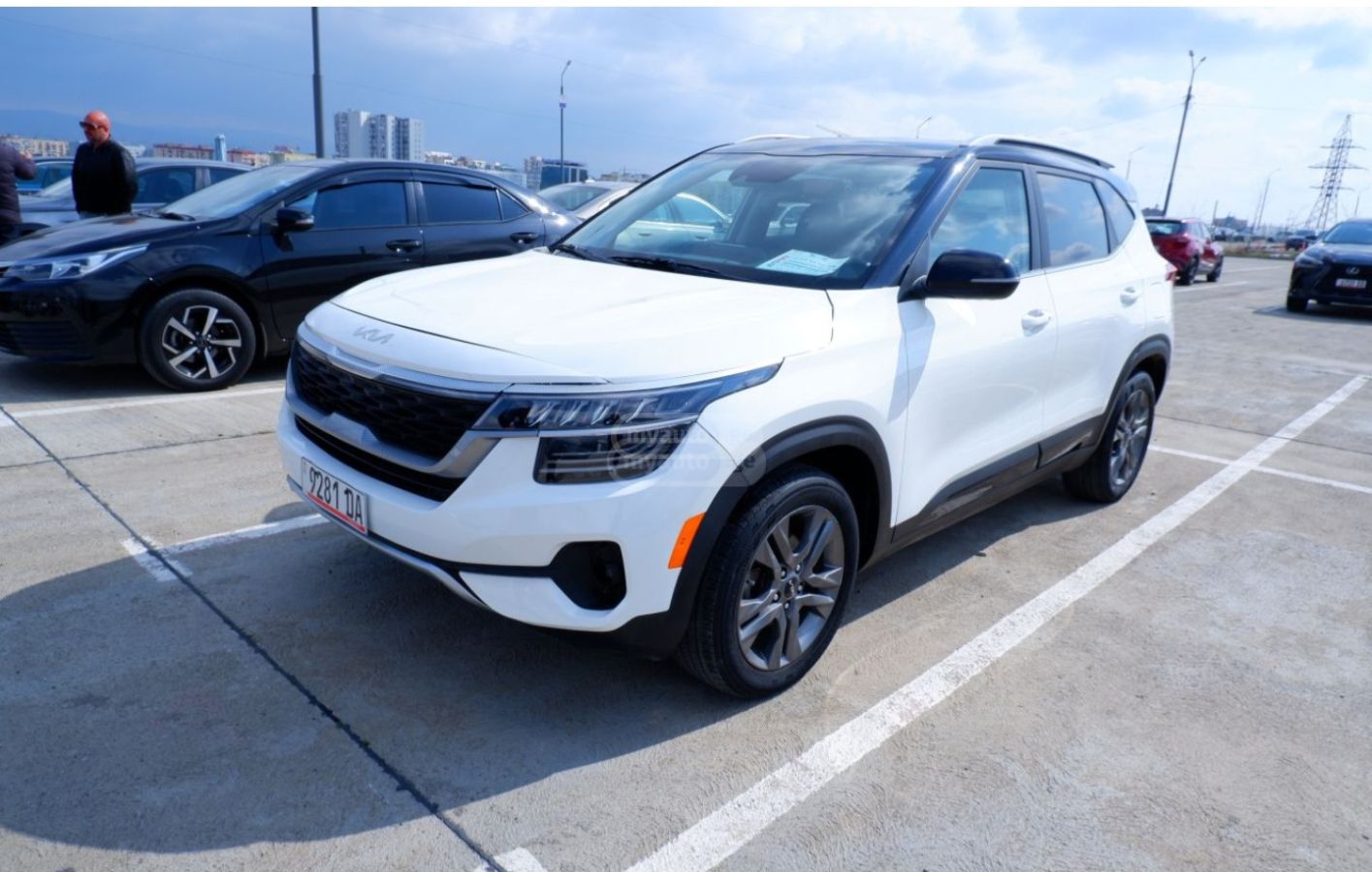 Kia Seltos - фото 3