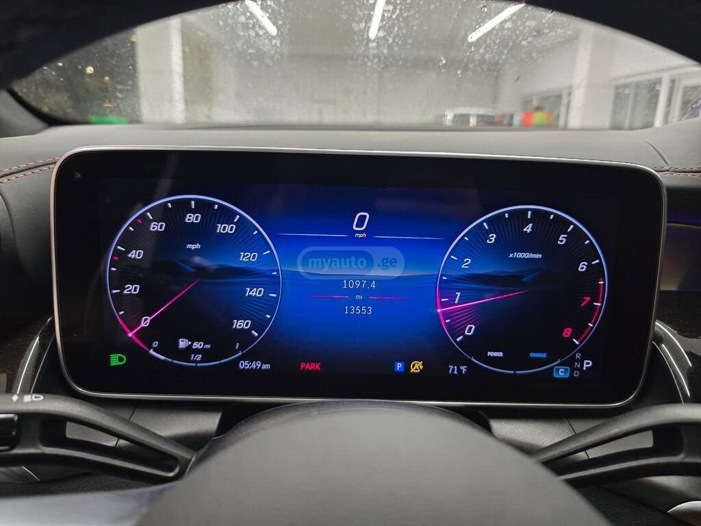 Mercedes-Benz GLC 300 - фото 11