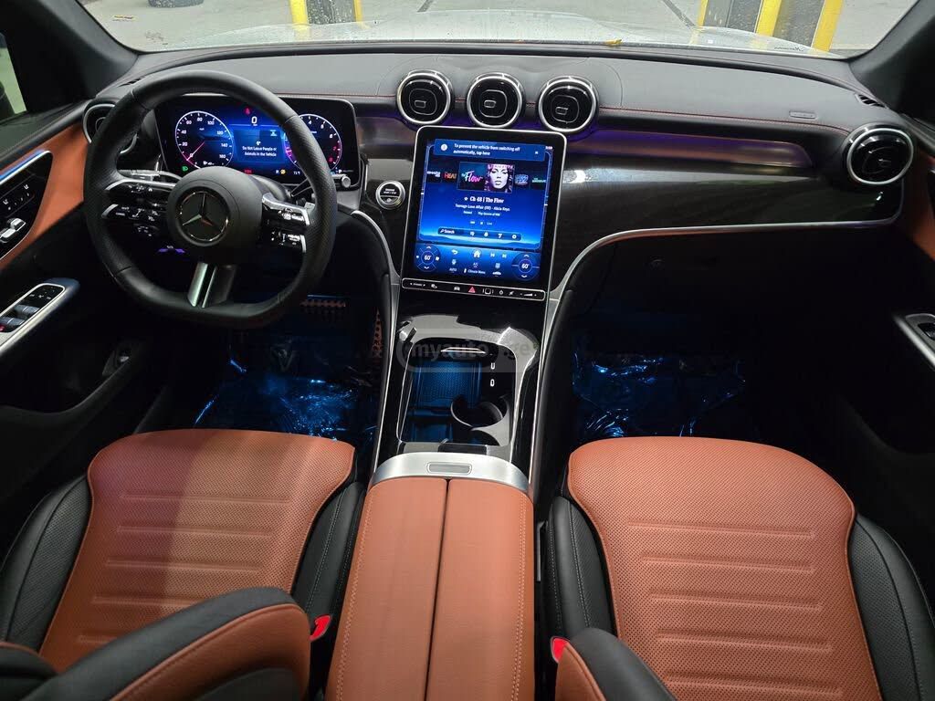 Mercedes-Benz GLC 300 - фото 14