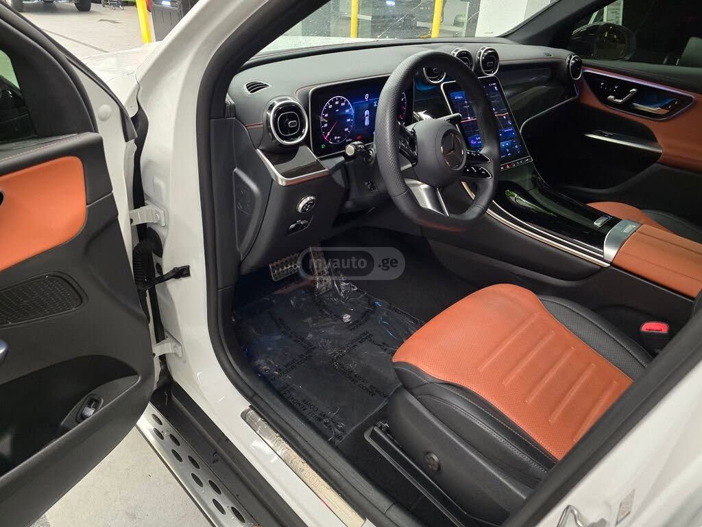 Mercedes-Benz GLC 300 - фото 8