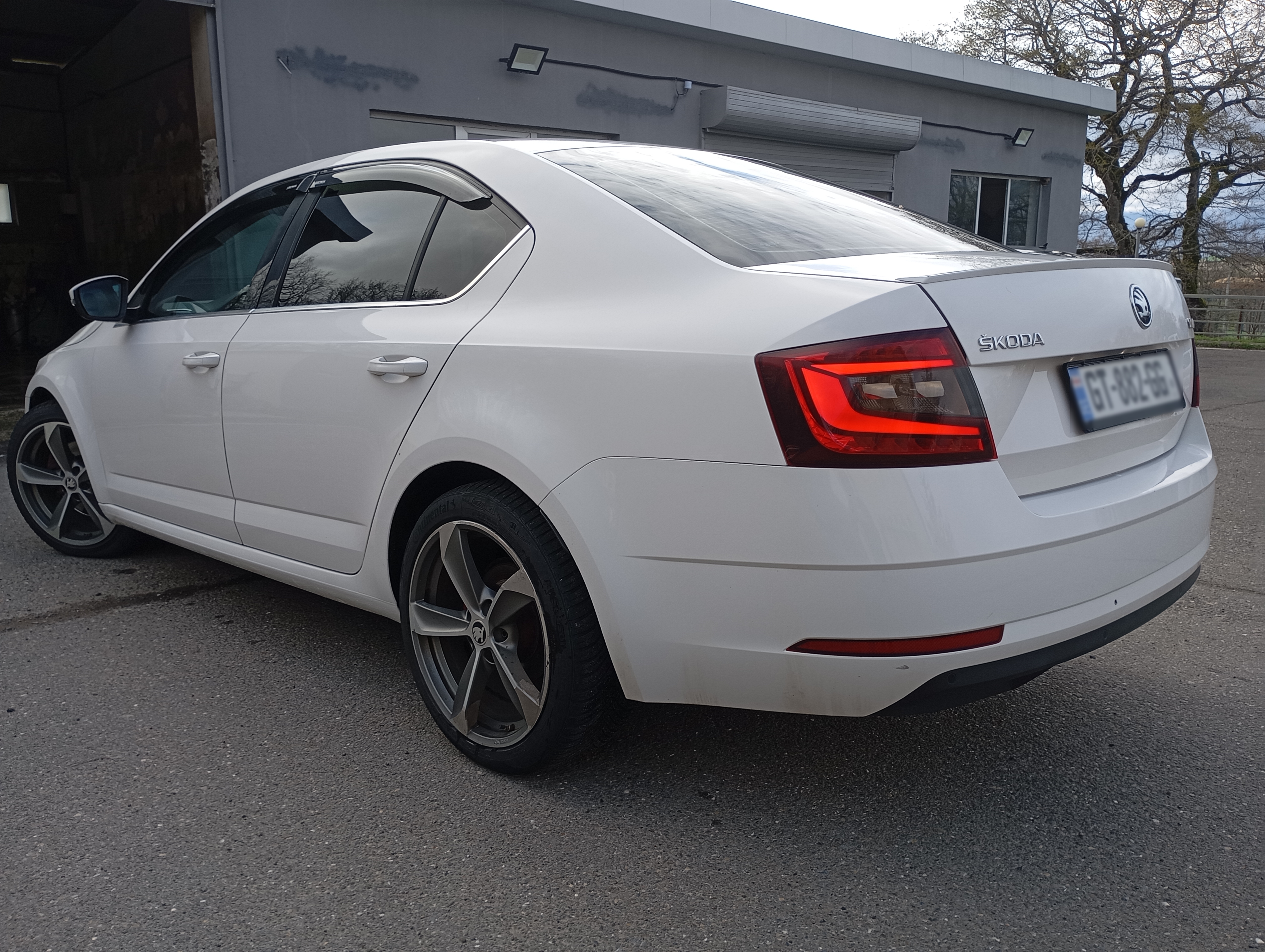 Skoda Octavia - фото 5