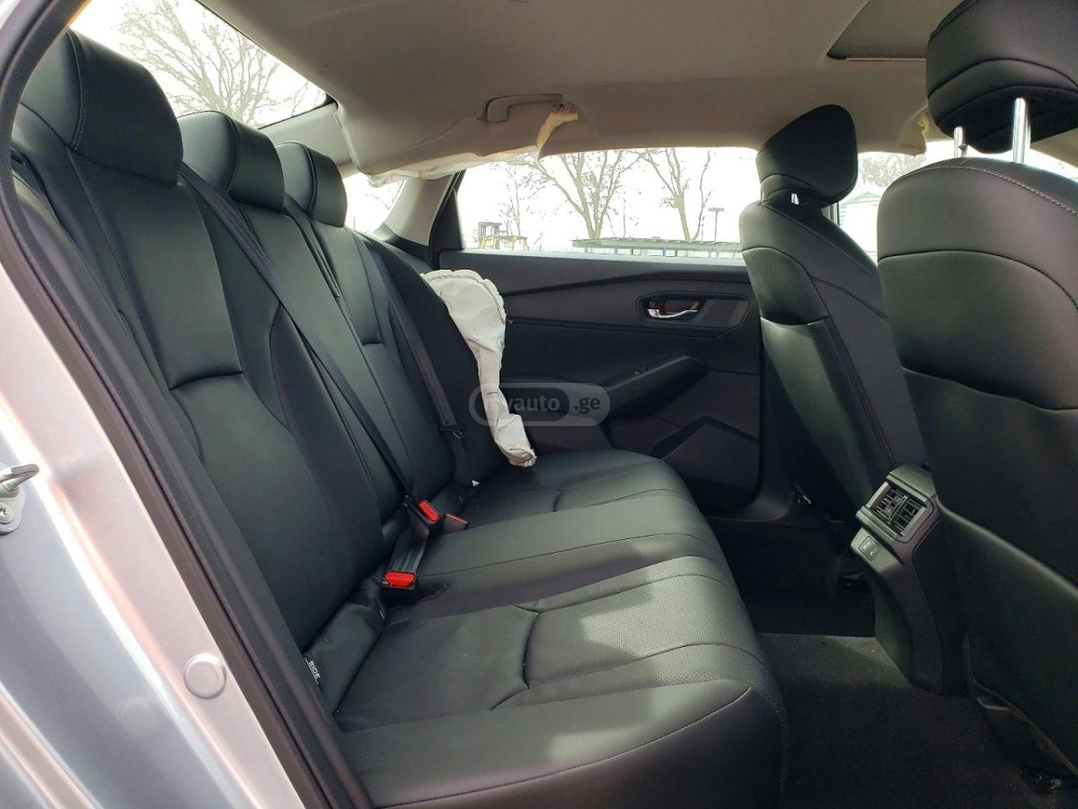 Honda Accord 2025 — миниатюра 10