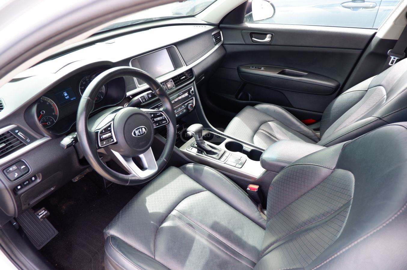 Kia Optima - фото 13