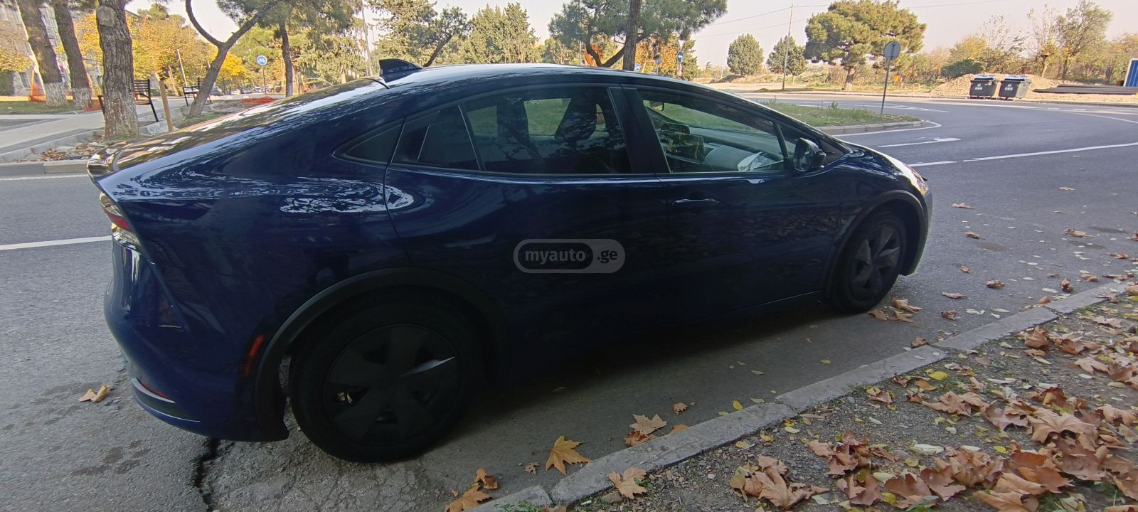 Toyota Prius - фото 4