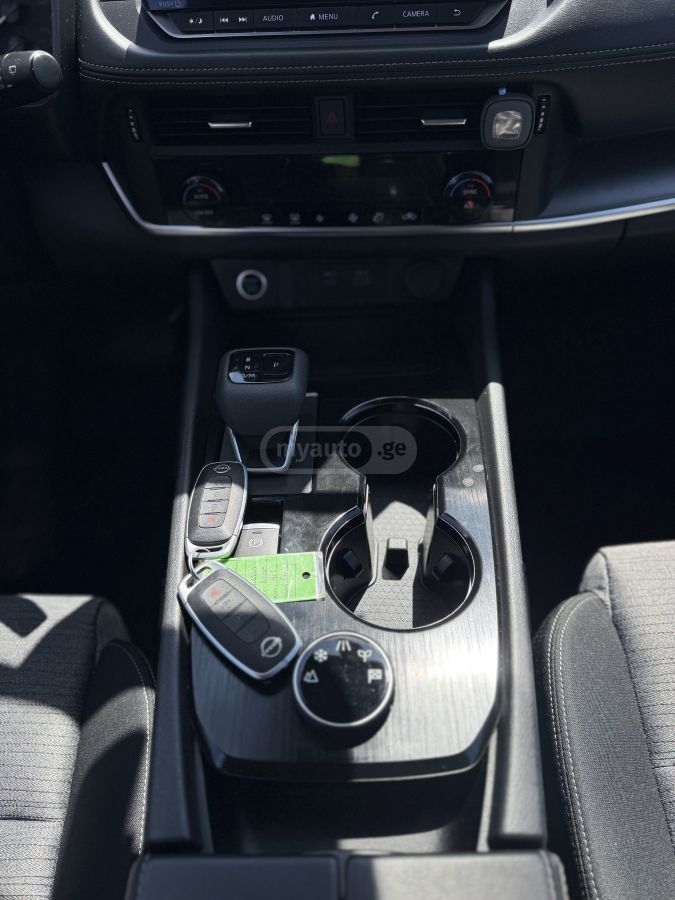 Nissan Rogue - фото 11