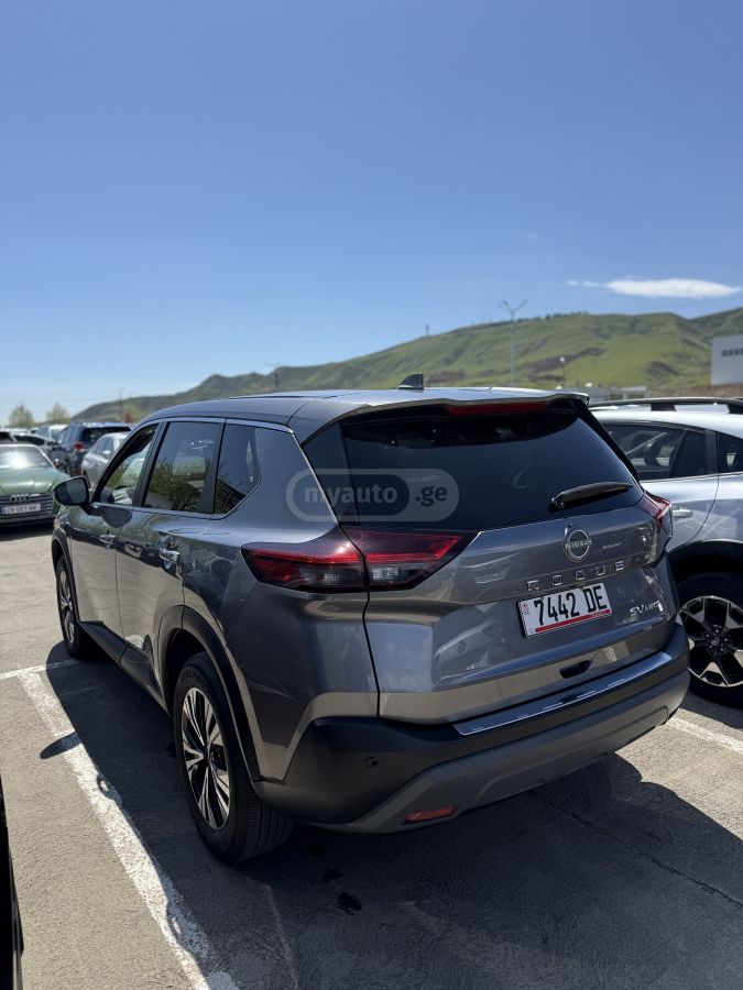 Nissan Rogue - фото 4