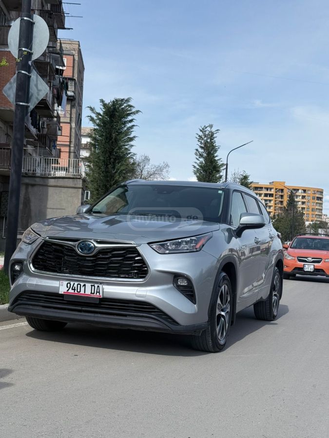 Toyota XLE 4dr All-Wheel Drive Automa — миниатюра 2