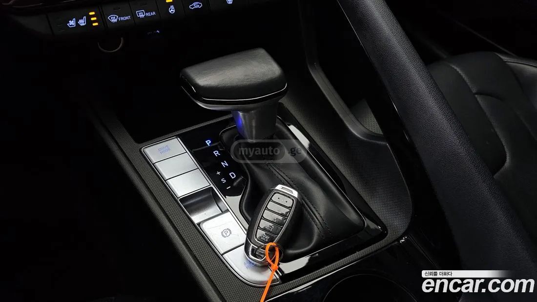 Hyundai Elantra - фото 9