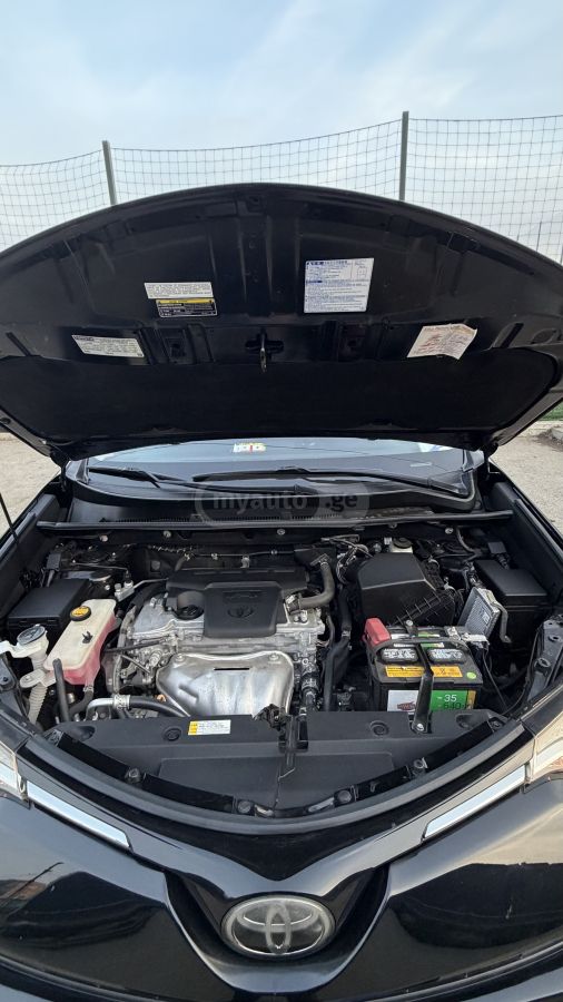Toyota Rav 4 - фото 3