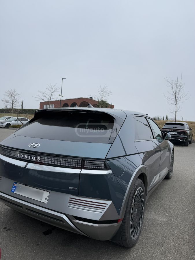 Hyundai Ioniq 5 - фото 3