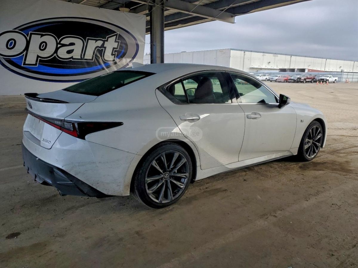 Lexus IS 350 2024 — миниатюра 2
