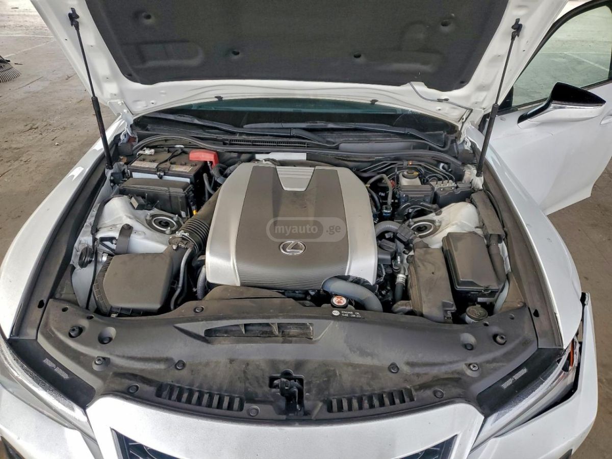 Lexus IS 350 2024 — миниатюра 8