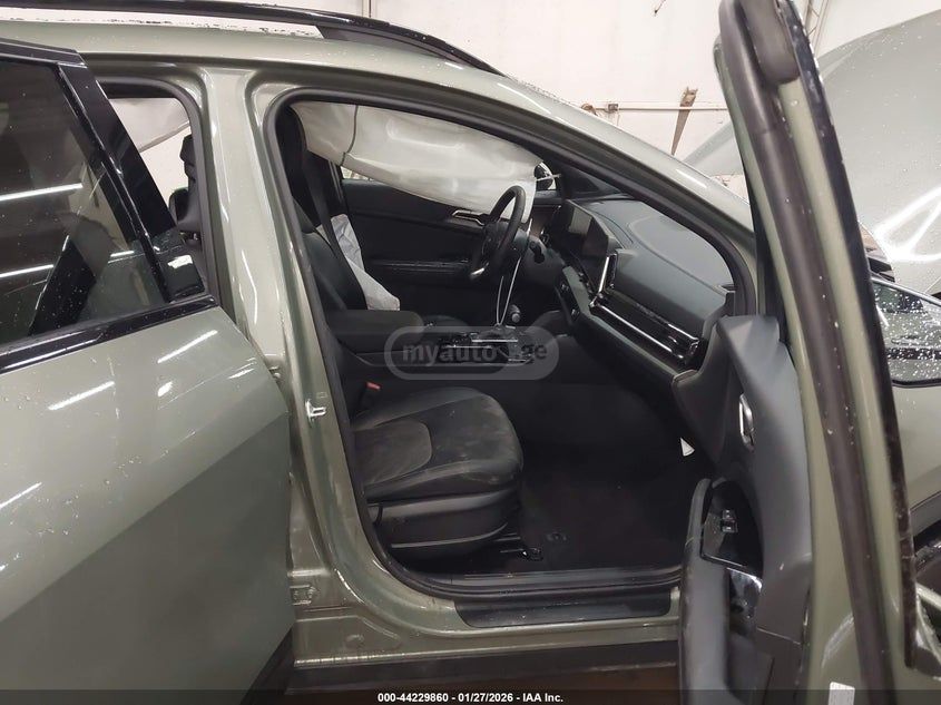 Kia X-LINE — миниатюра 5