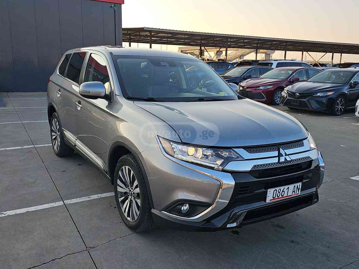 Mitsubishi Mitsubishi Outlander — миниатюра 3