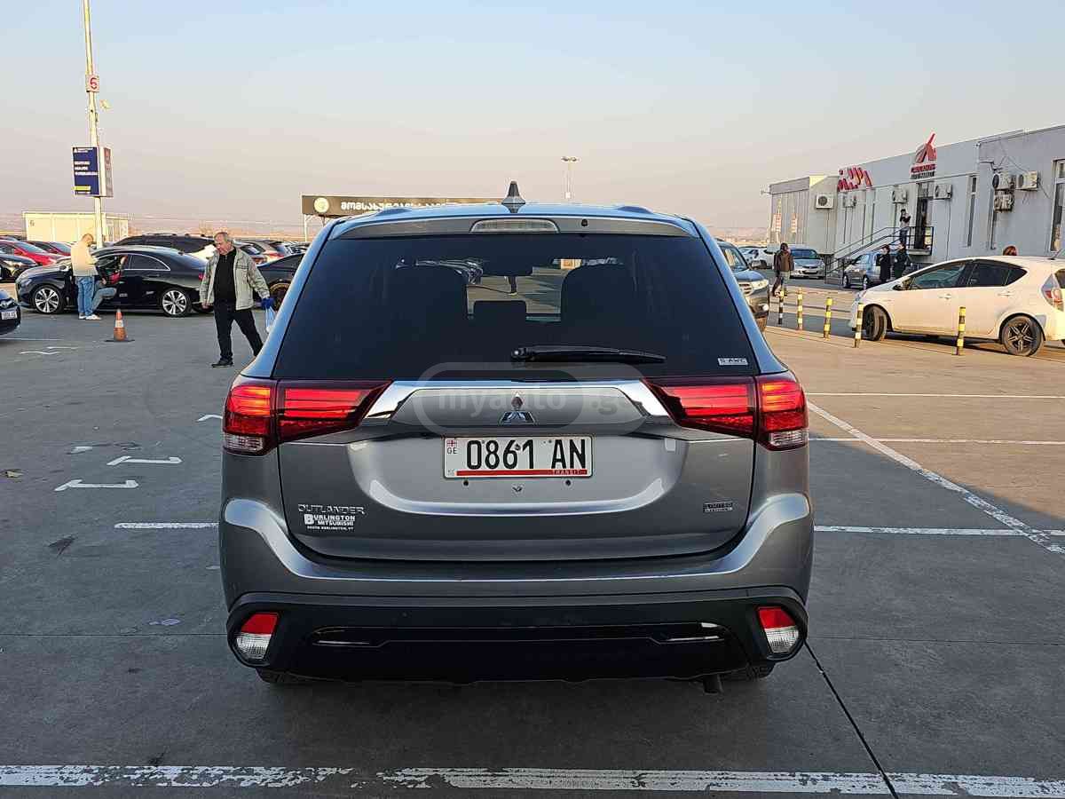 Mitsubishi Mitsubishi Outlander — миниатюра 5