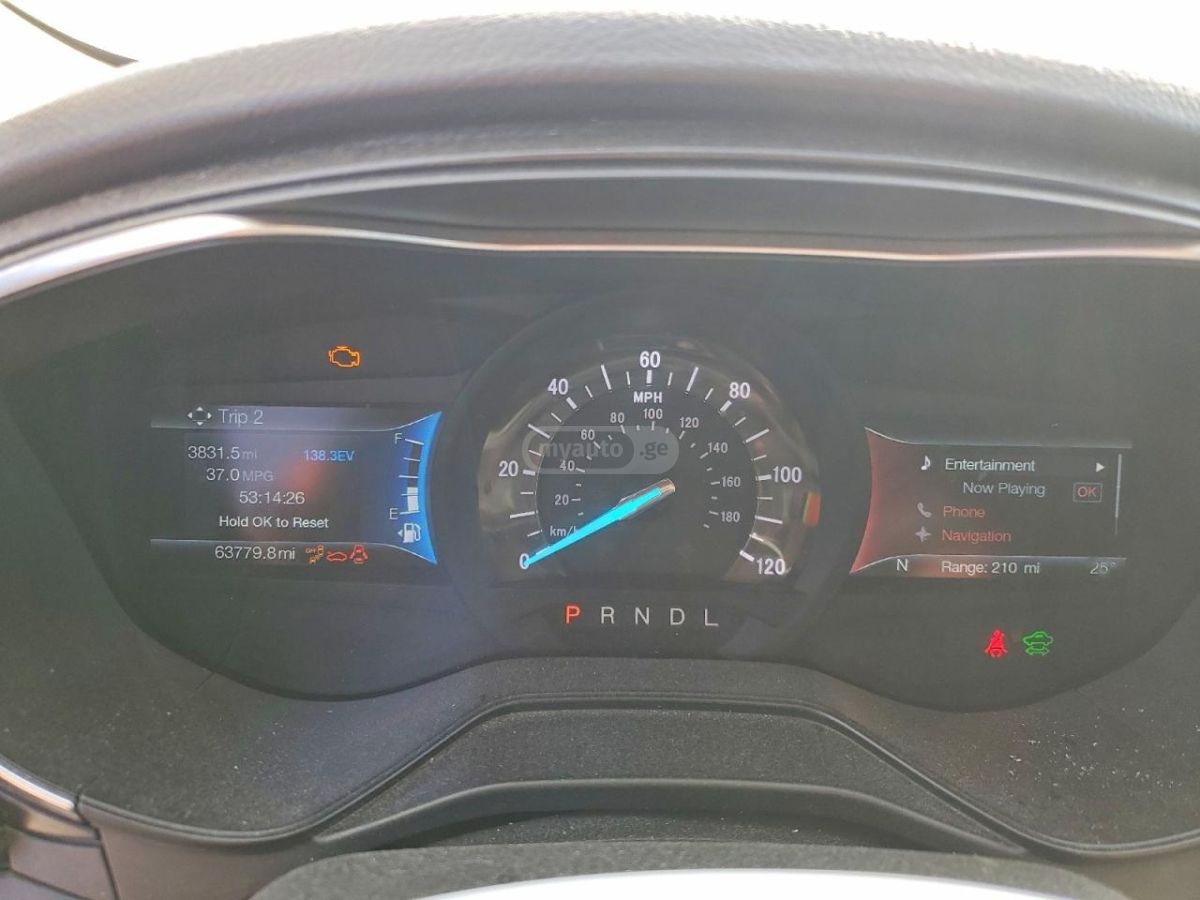 Ford Fusion - фото 9