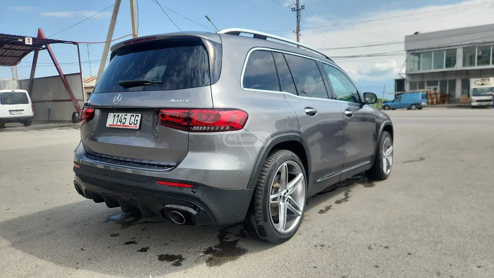 نمای دیگر Mercedes-Benz Base GLB 250 4dr All-Wheel Dri 2022