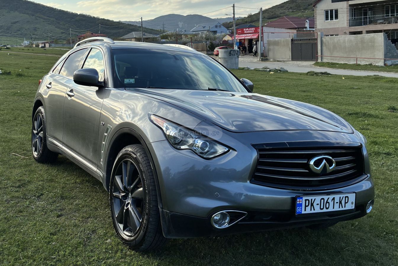 Infiniti QX 70 - фото 11