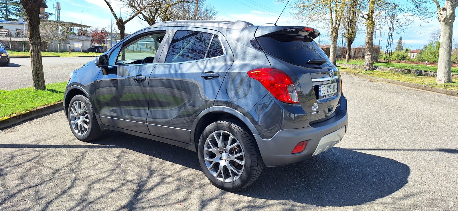 Buick Encore - фото 1