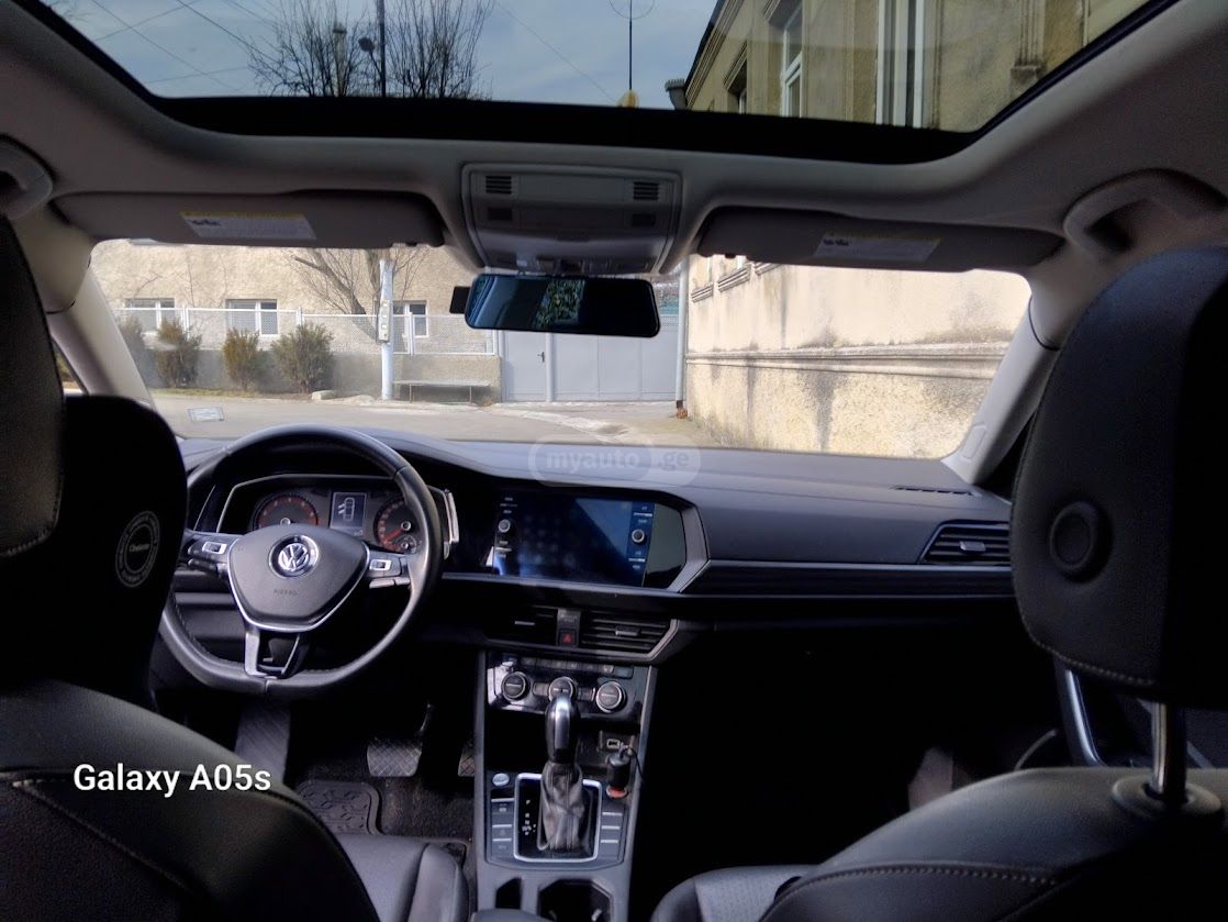 Volkswagen Jetta - фото 10