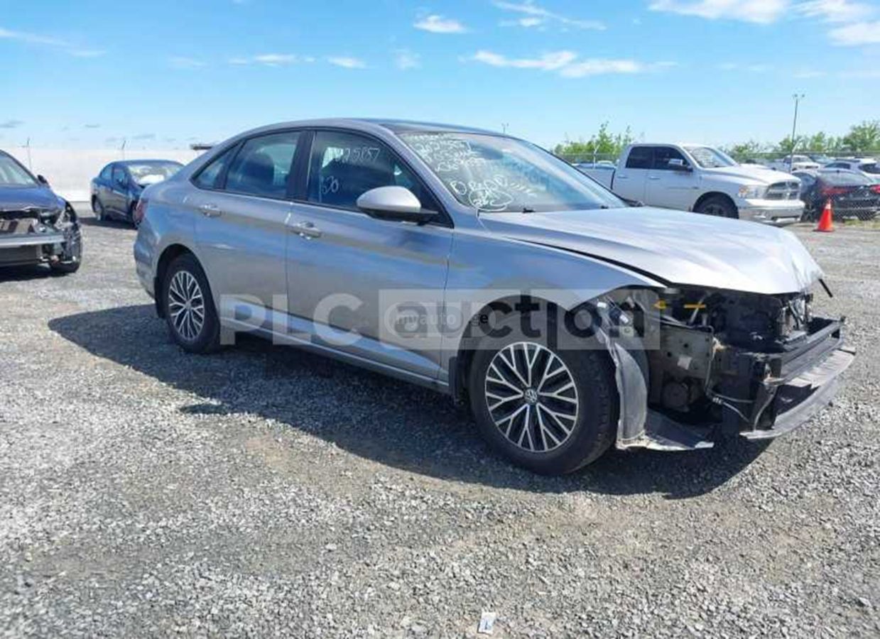 Volkswagen Jetta - фото 15