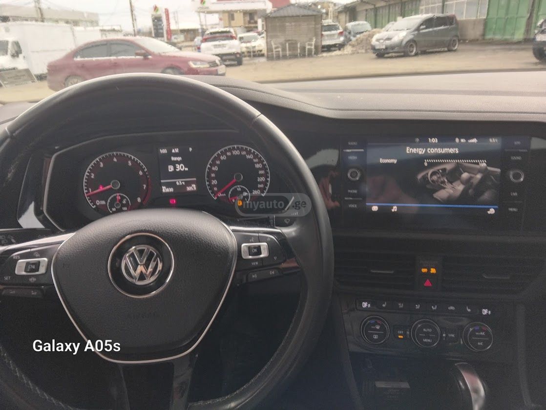 Volkswagen Jetta - фото 6