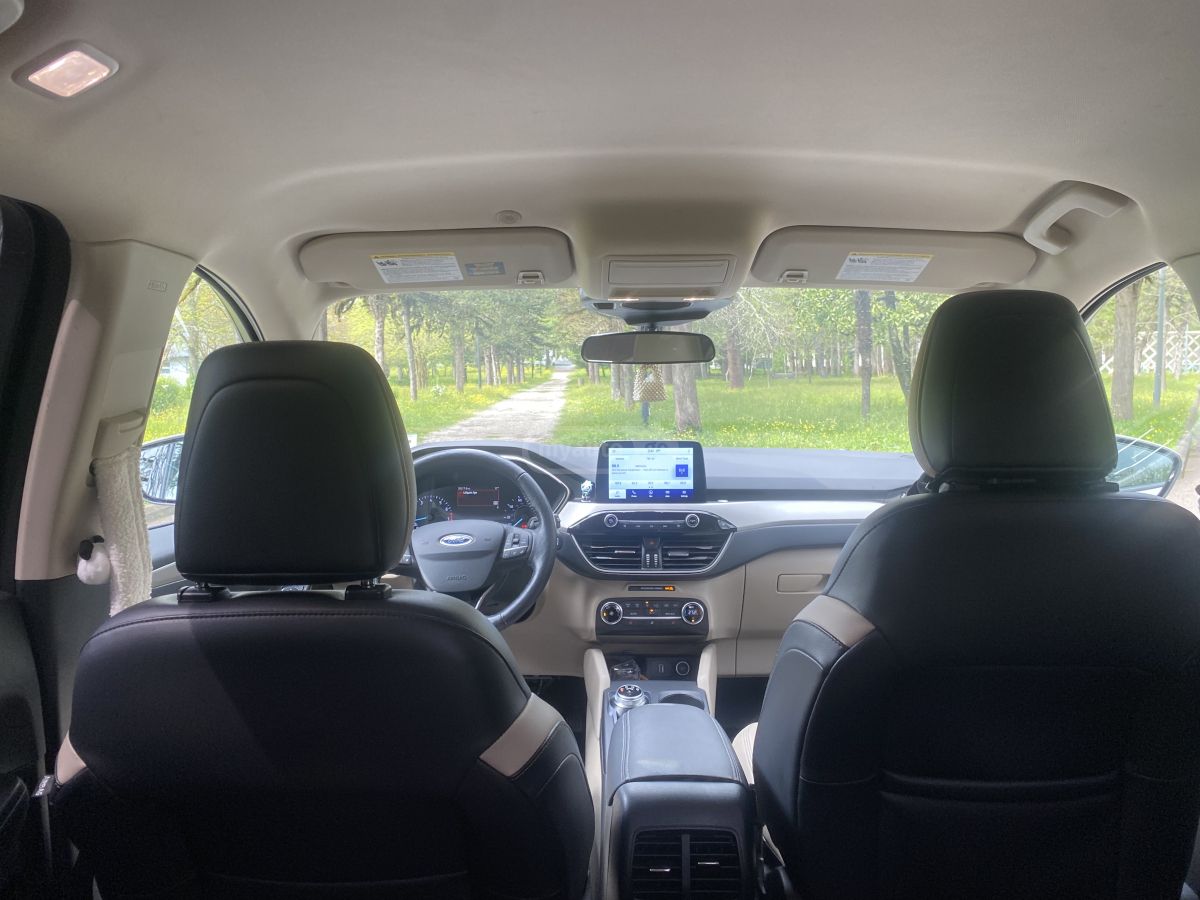 Ford Escape - фото 8