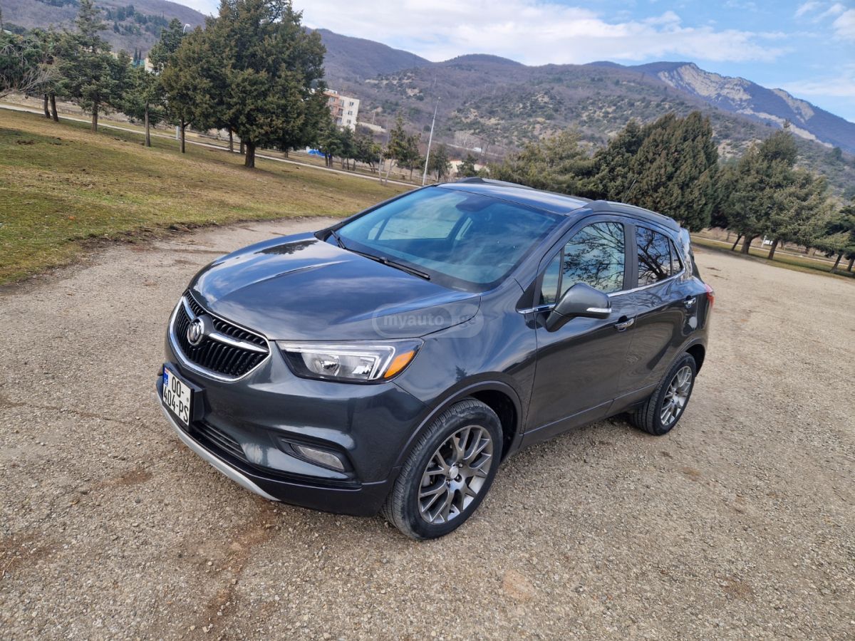 Buick Encore - фото 1