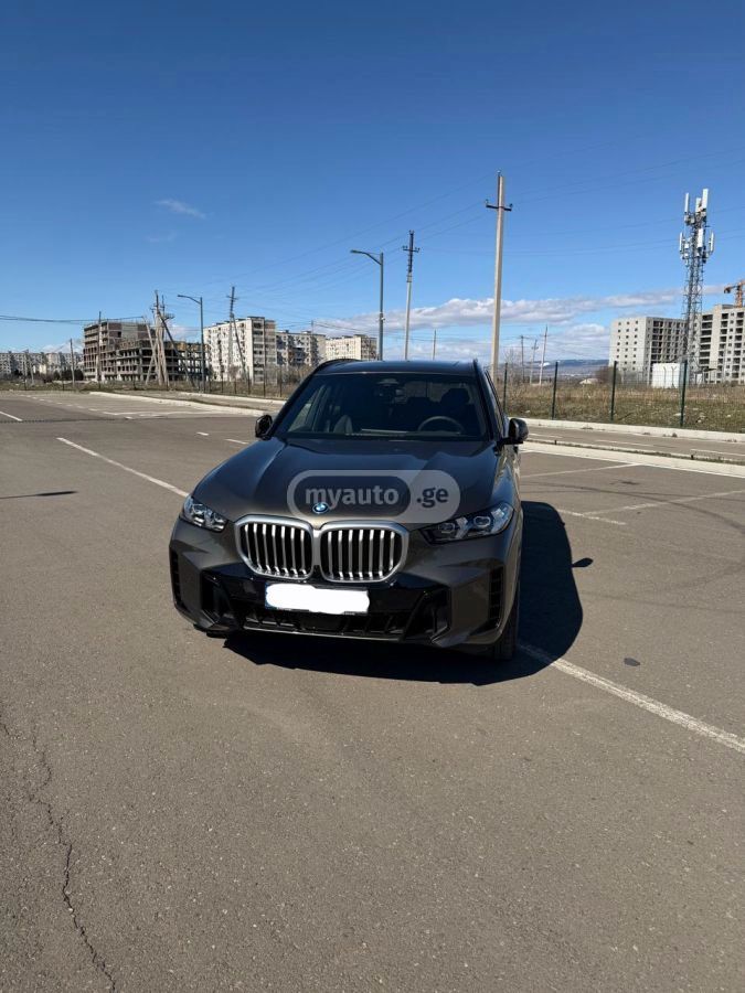 BMW X5 - фото 3