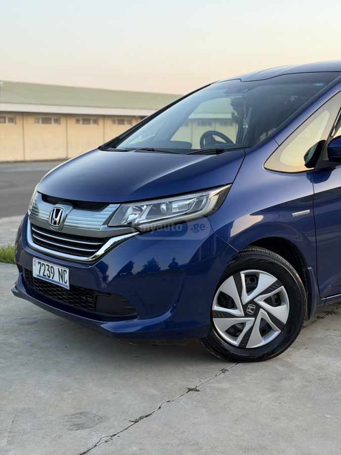 Honda Freed - фото 8