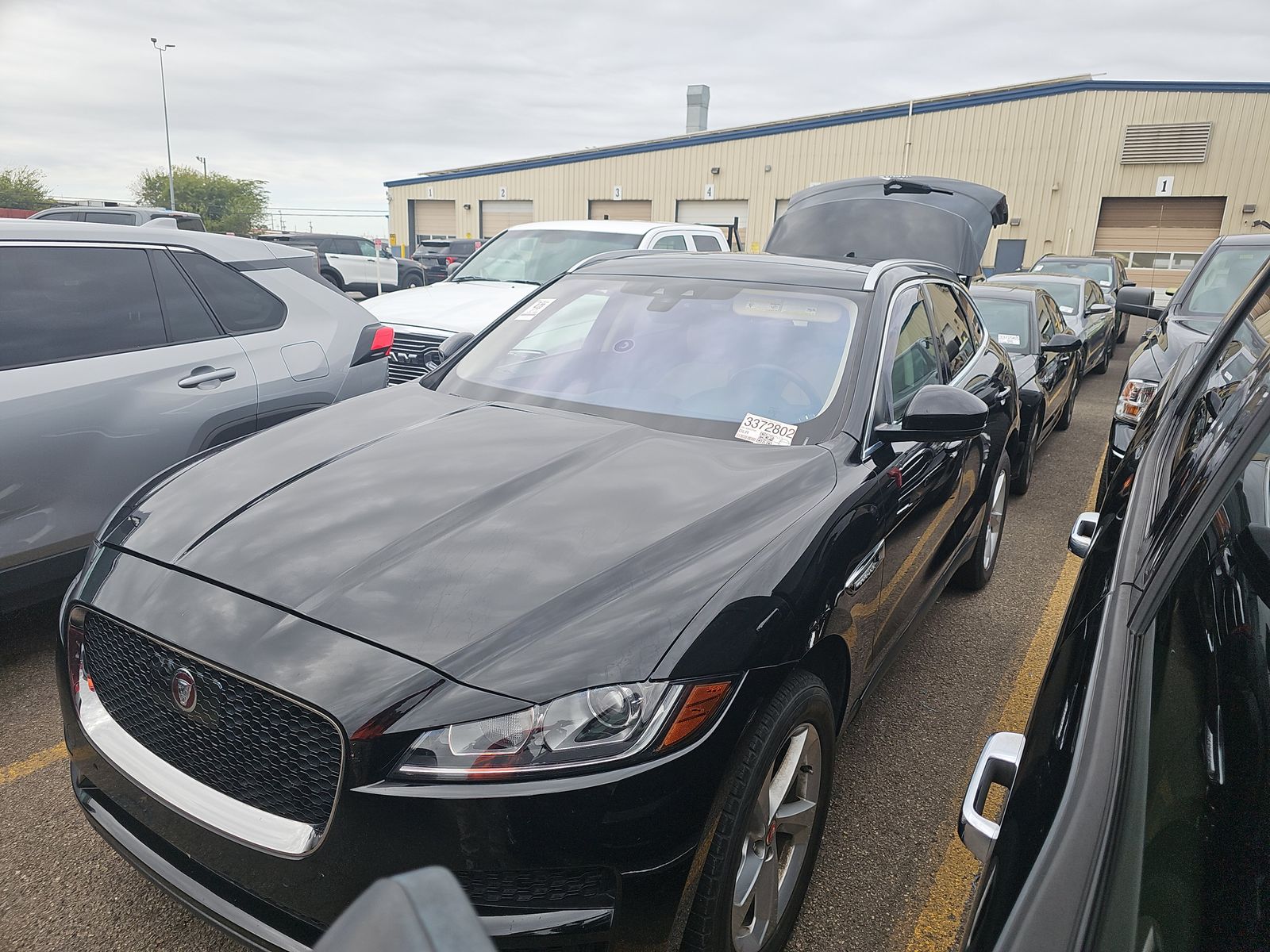 Jaguar F-pace