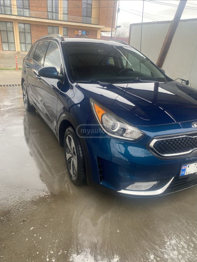 Kia Niro - фото 15