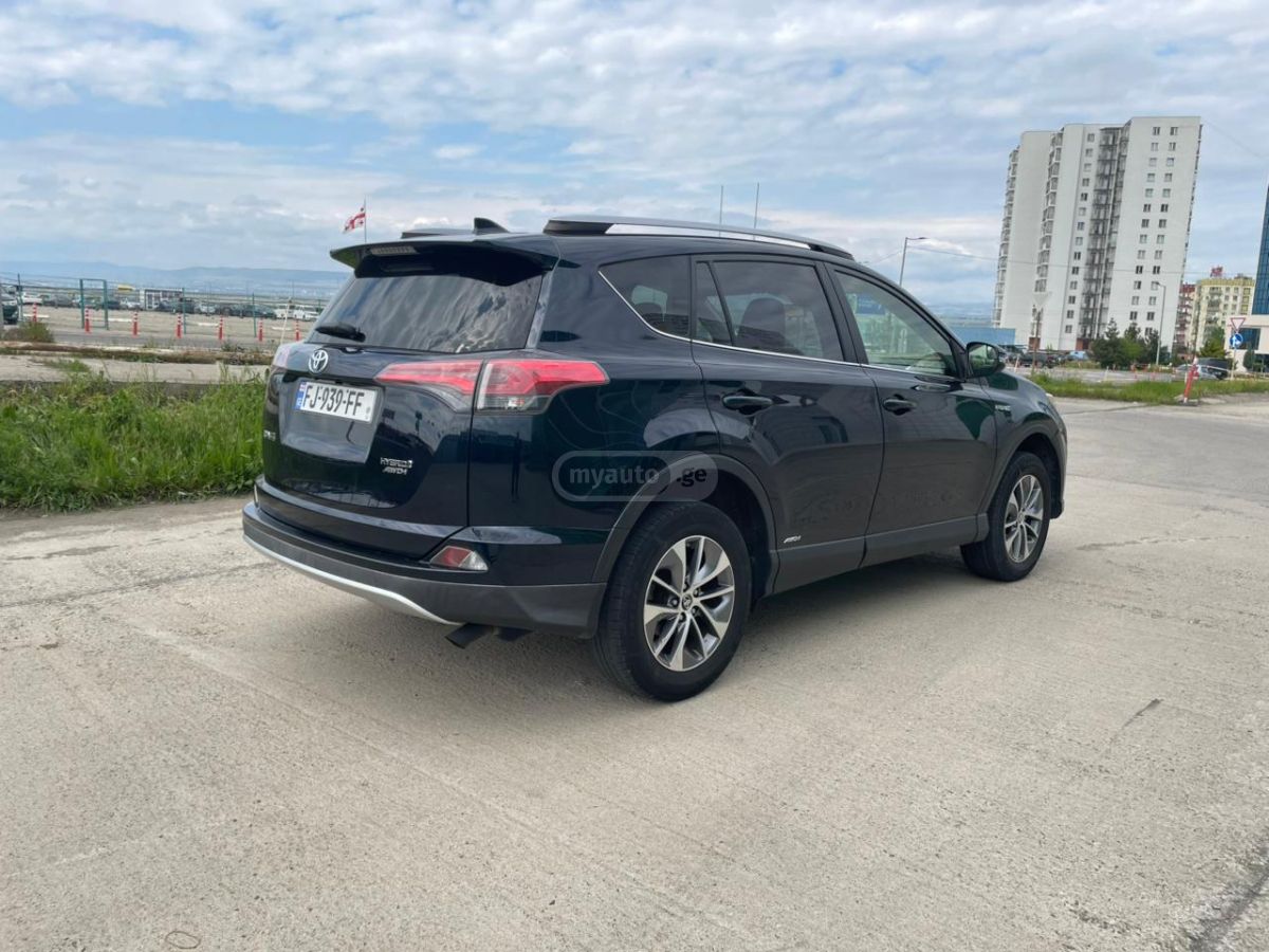 Toyota Rav 4 - фото 10