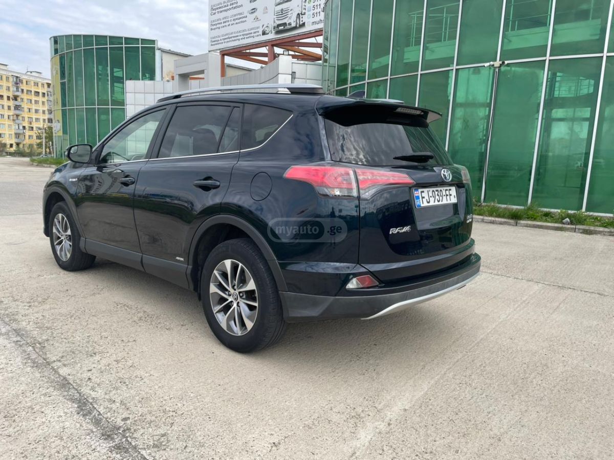 Toyota Rav 4 - фото 9