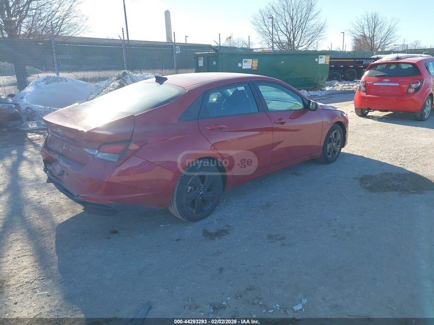 Hyundai SEL 4dr Sedan — миниатюра 4