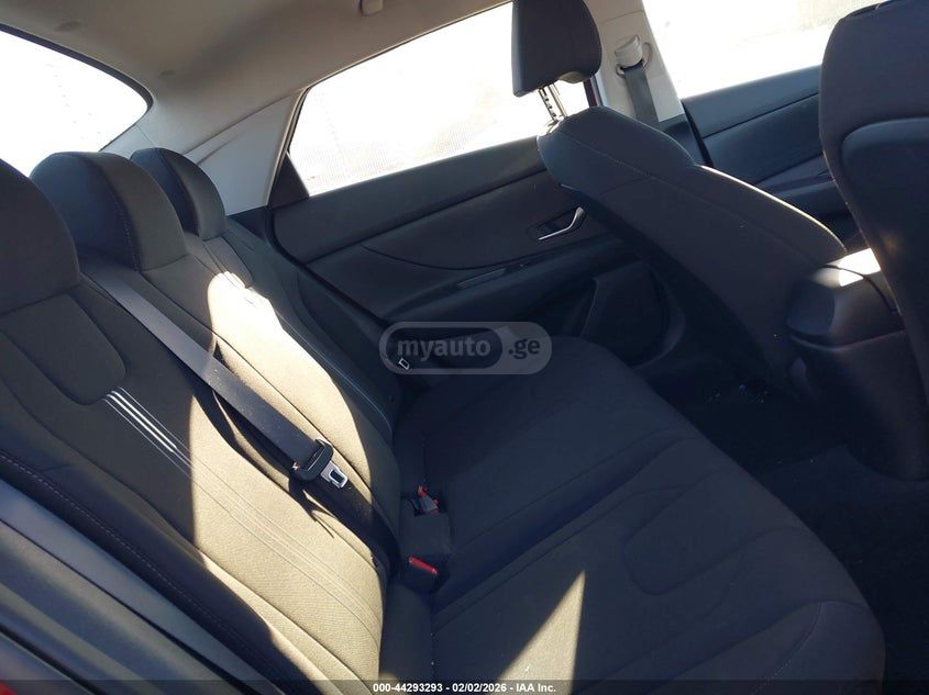 Hyundai SEL 4dr Sedan — миниатюра 8