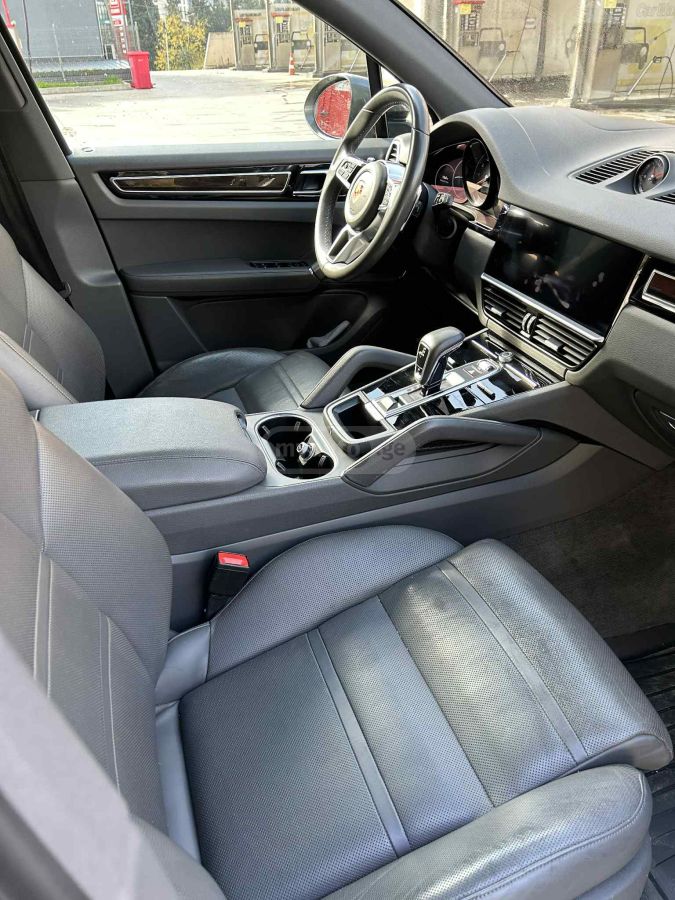 Porsche Cayenne - фото 11