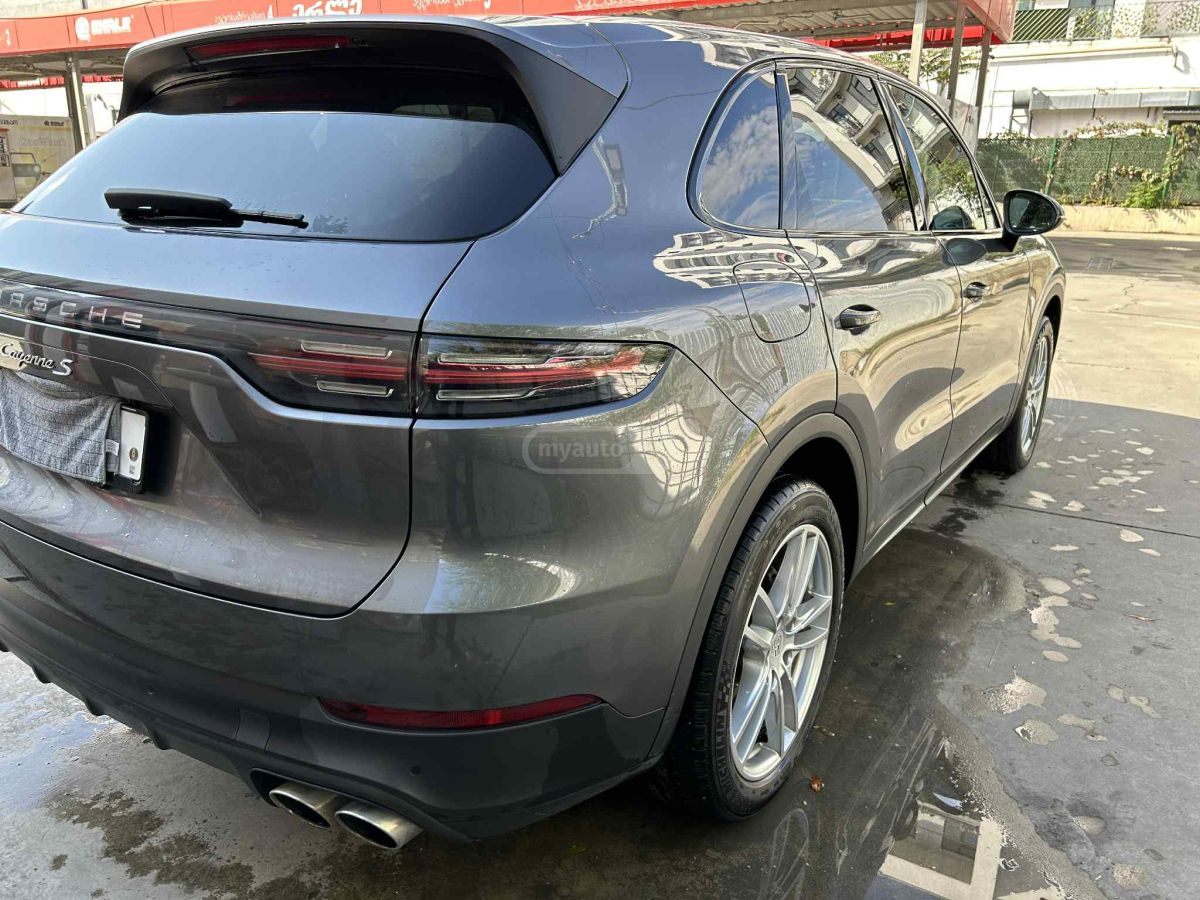 Porsche Cayenne - фото 5