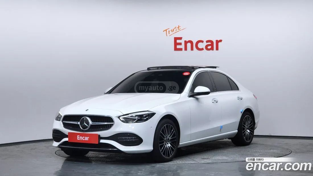 Mercedes-Benz C 63 AMG - фото 1