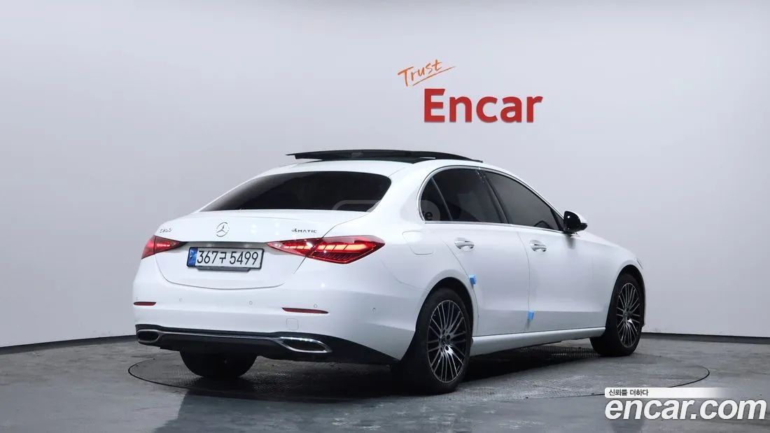 Mercedes-Benz C 63 AMG - фото 2