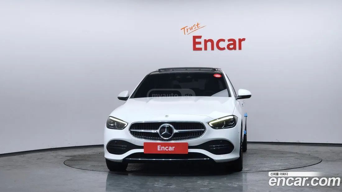 Mercedes-Benz C 63 AMG - фото 3