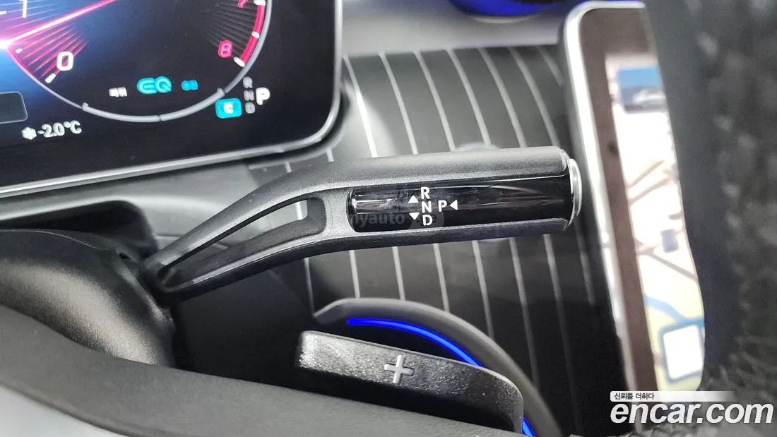 Mercedes-Benz C 63 AMG - фото 9