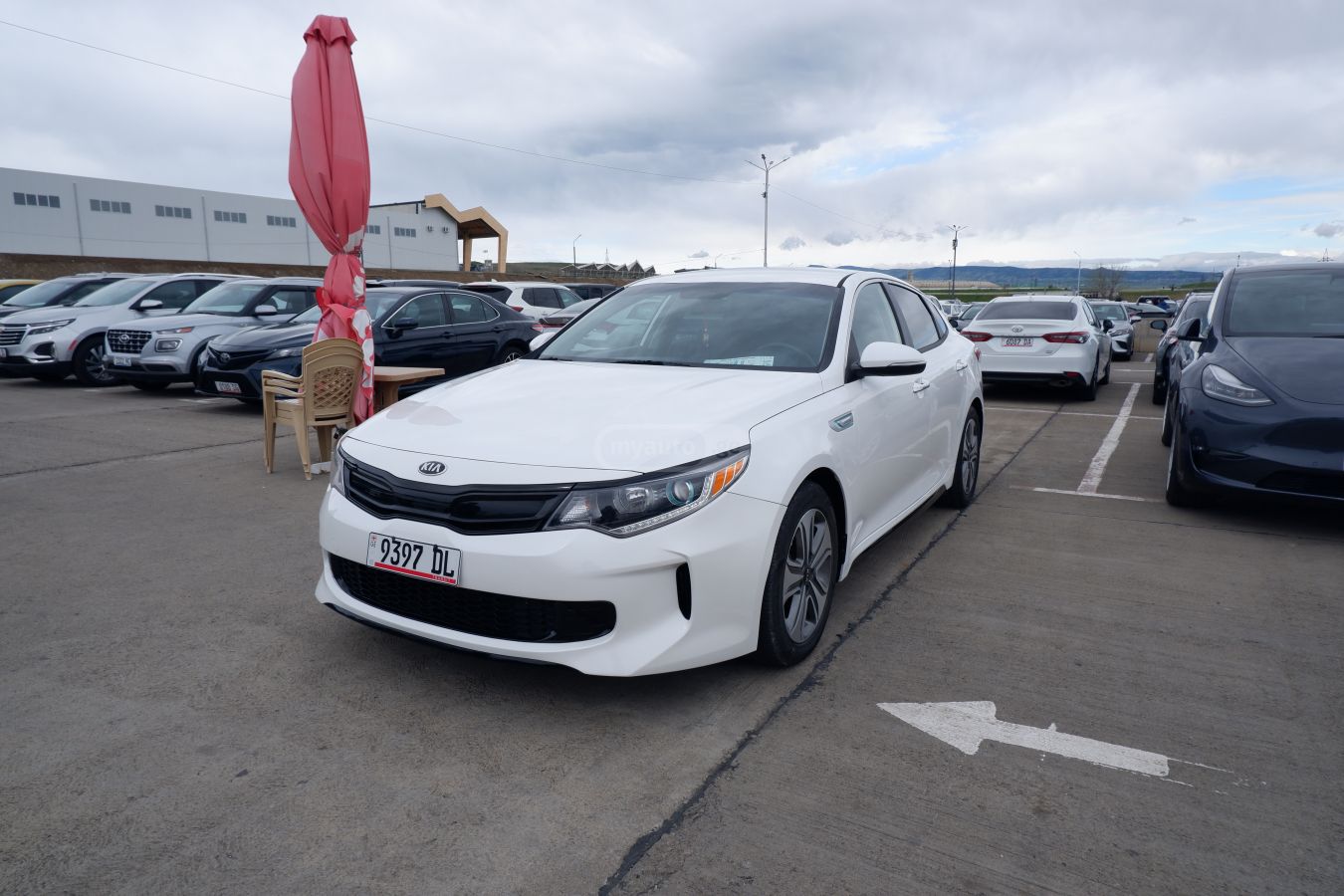 Kia Optima - фото 1
