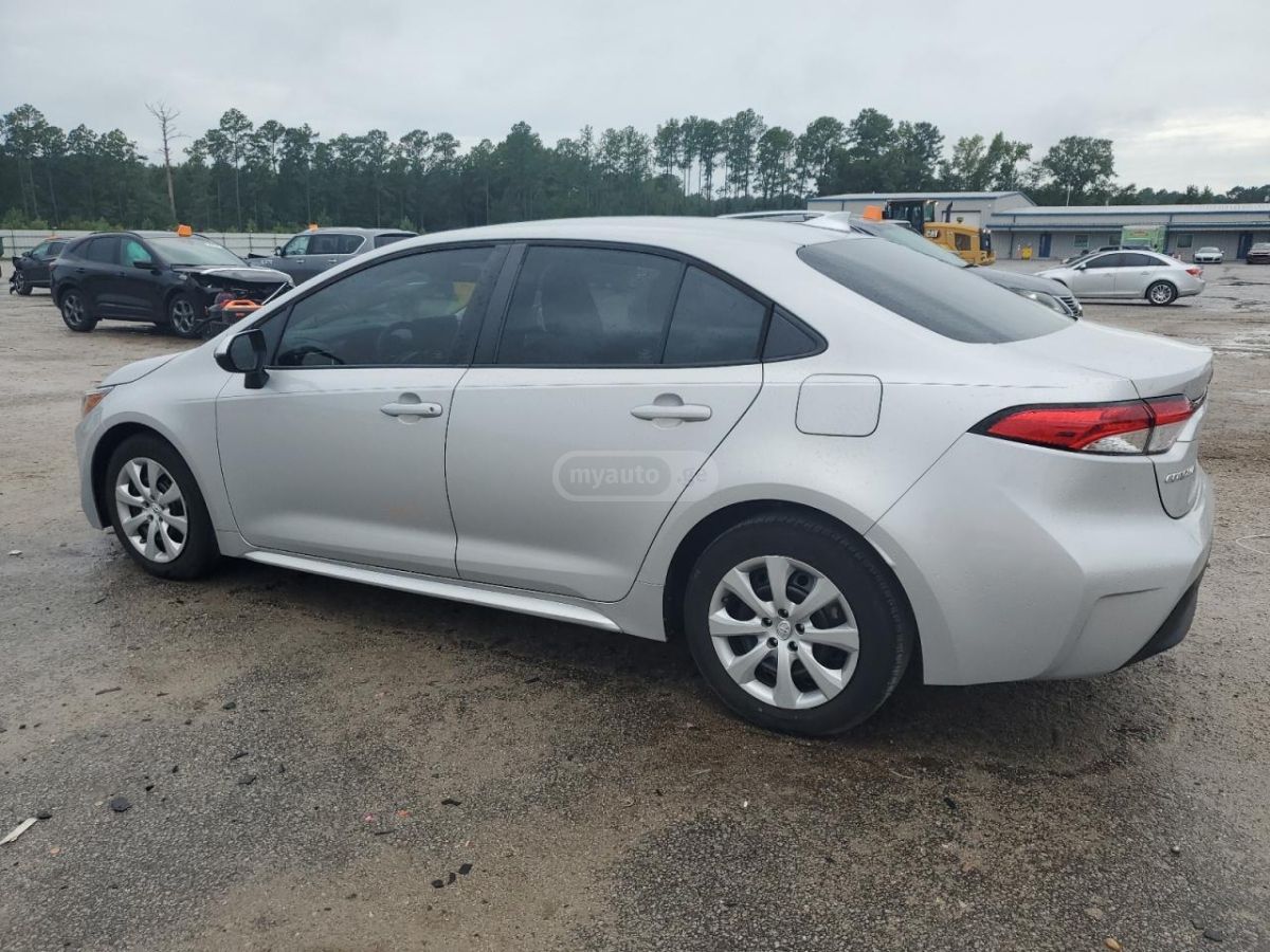 Toyota LE 4dr Sedan CVT — миниатюра 2