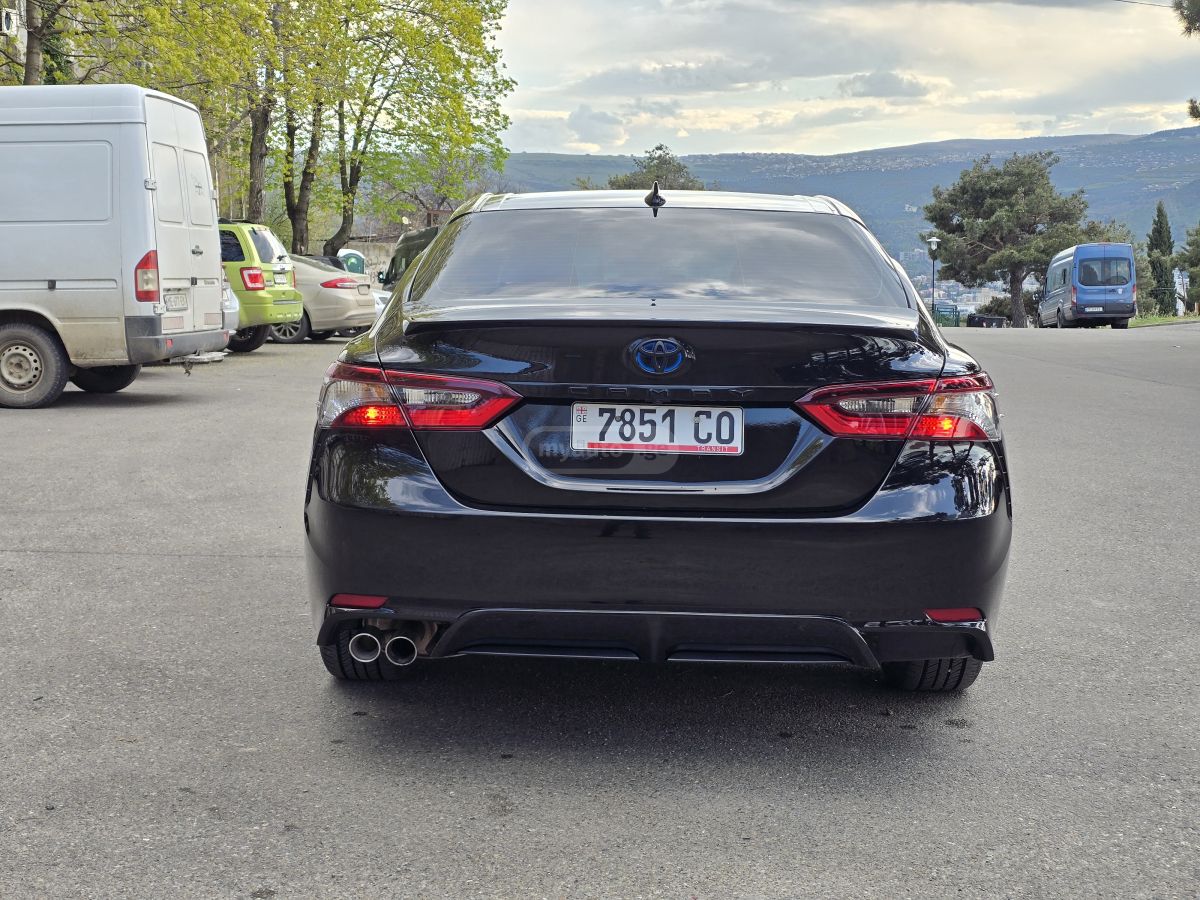 Toyota Camry - фото 5