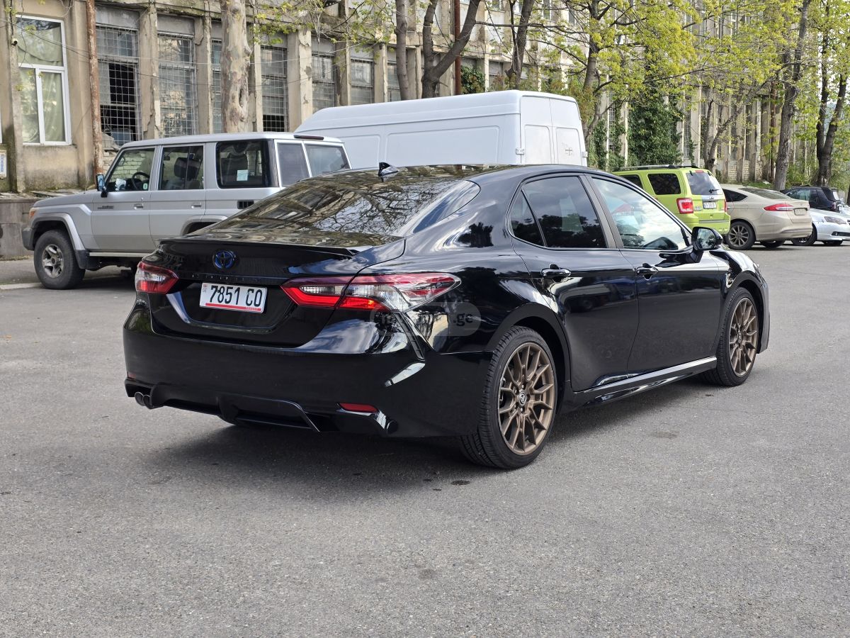 Toyota Camry - фото 6