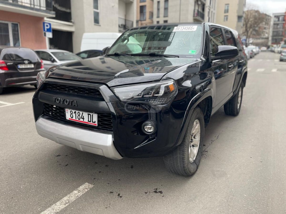 Toyota 4 Runner - фото 1