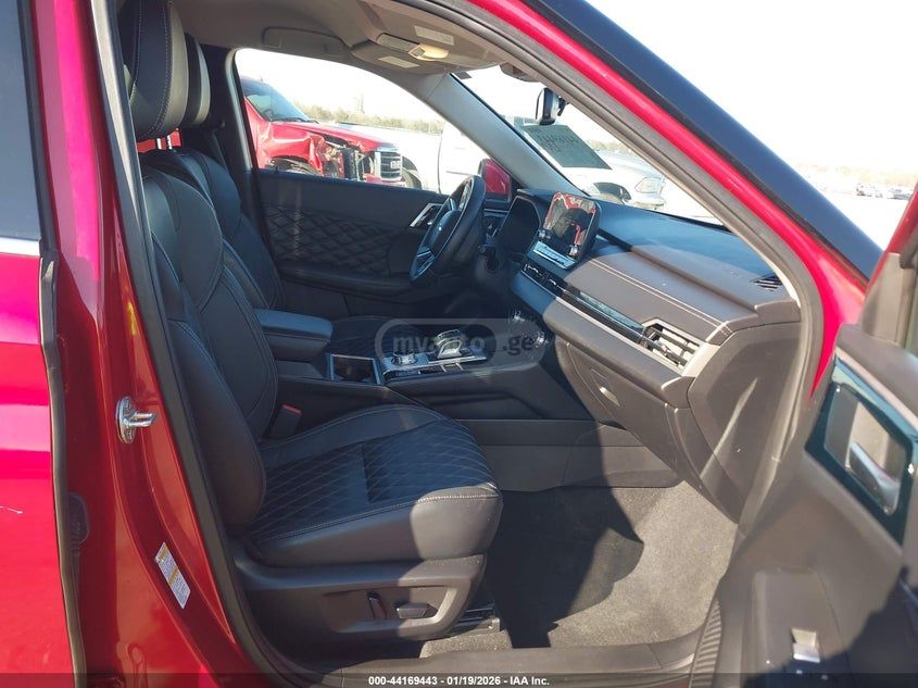 Mitsubishi Outlander - фото 5