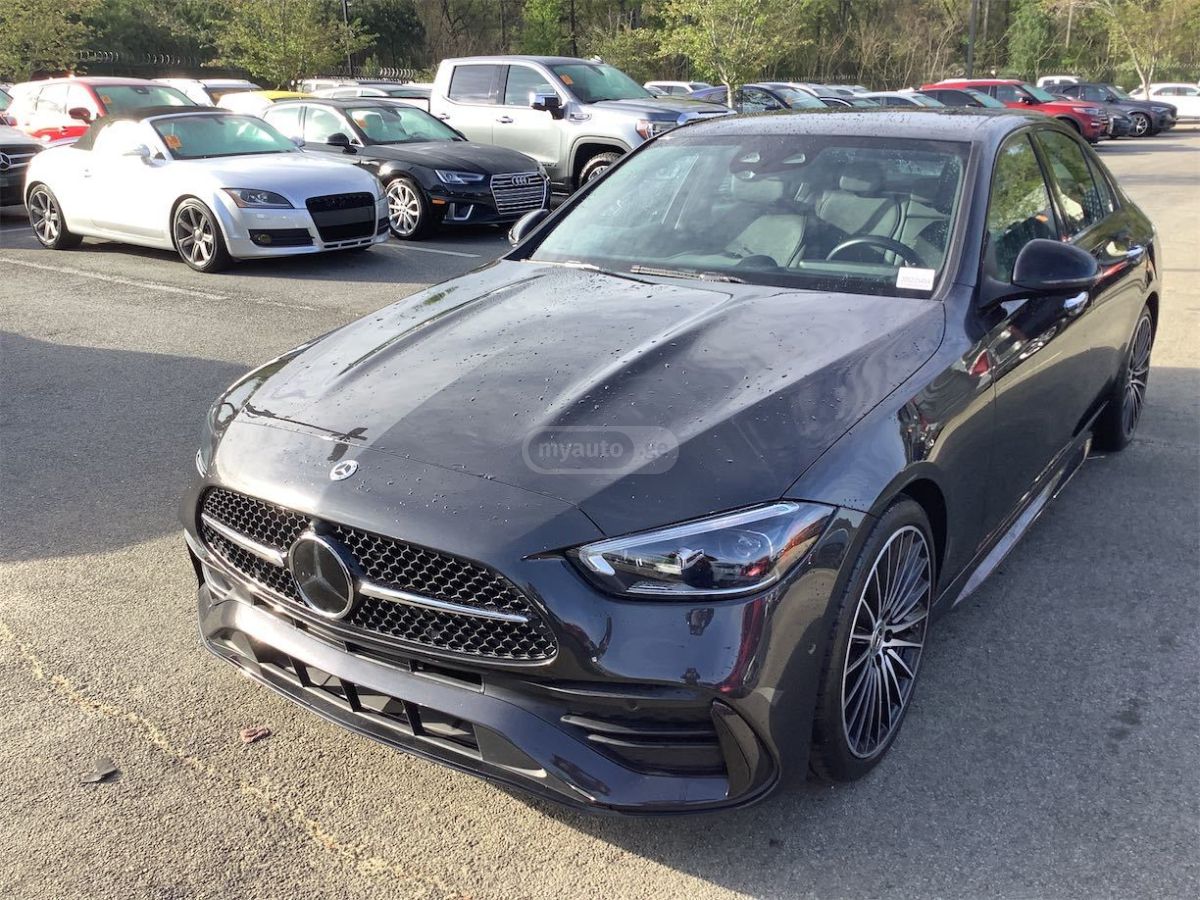 Mercedes-Benz C 300 - фото 1